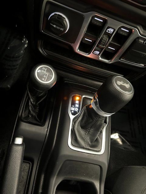 Used 2021 Jeep Wrangler Unlimited Sport image 40