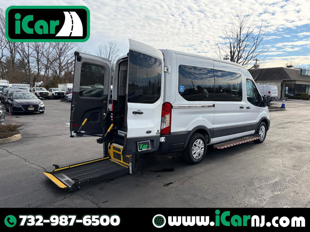 Used 2020 Ford Transit 150 XL RWD image 1