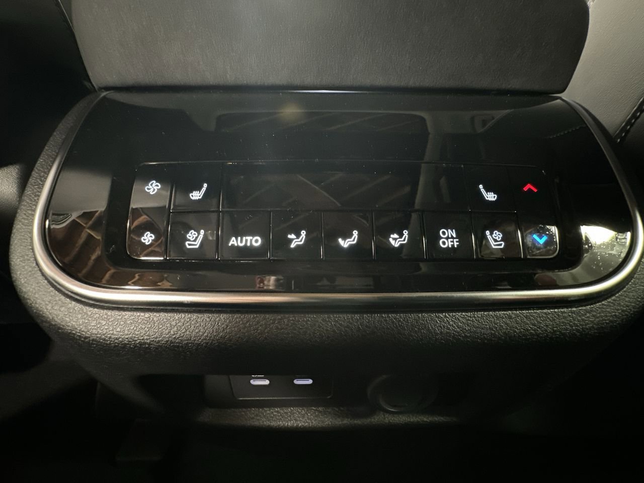 New 2025 INFINITI QX80 Sensory AWD/4WD image 29