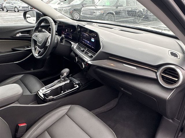 Certified 2024 Chevrolet Trax ACTIV w/ Sunroof Package image 27