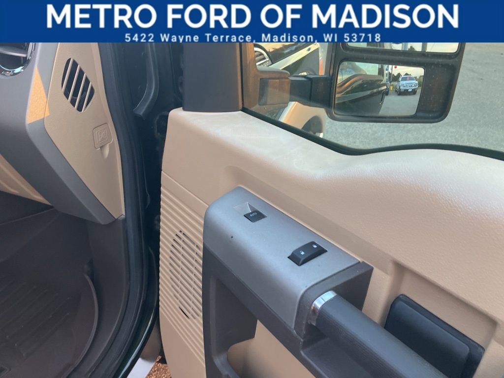 Used 2013 Ford F350 Lariat w/ Chrome Pkg image 43