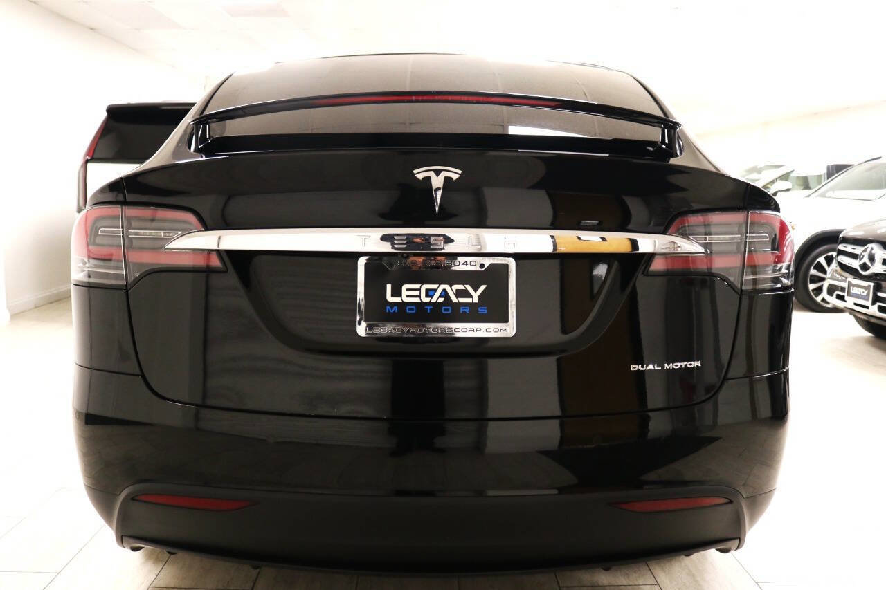 Used 2020 Tesla Model X image 6