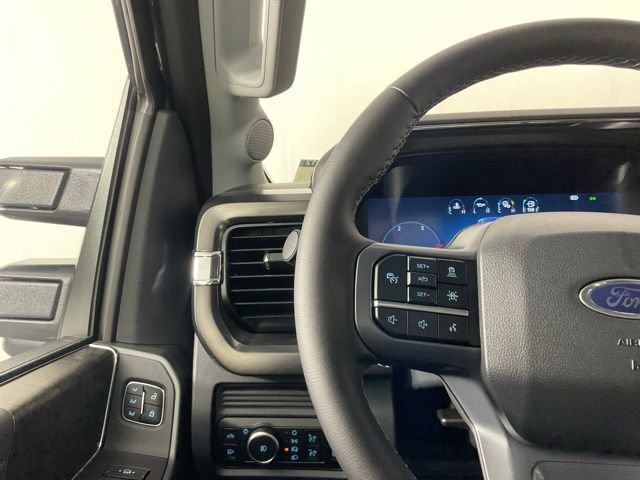 New 2026 Ford F250 Lariat w/ Black Appearance Package image 24