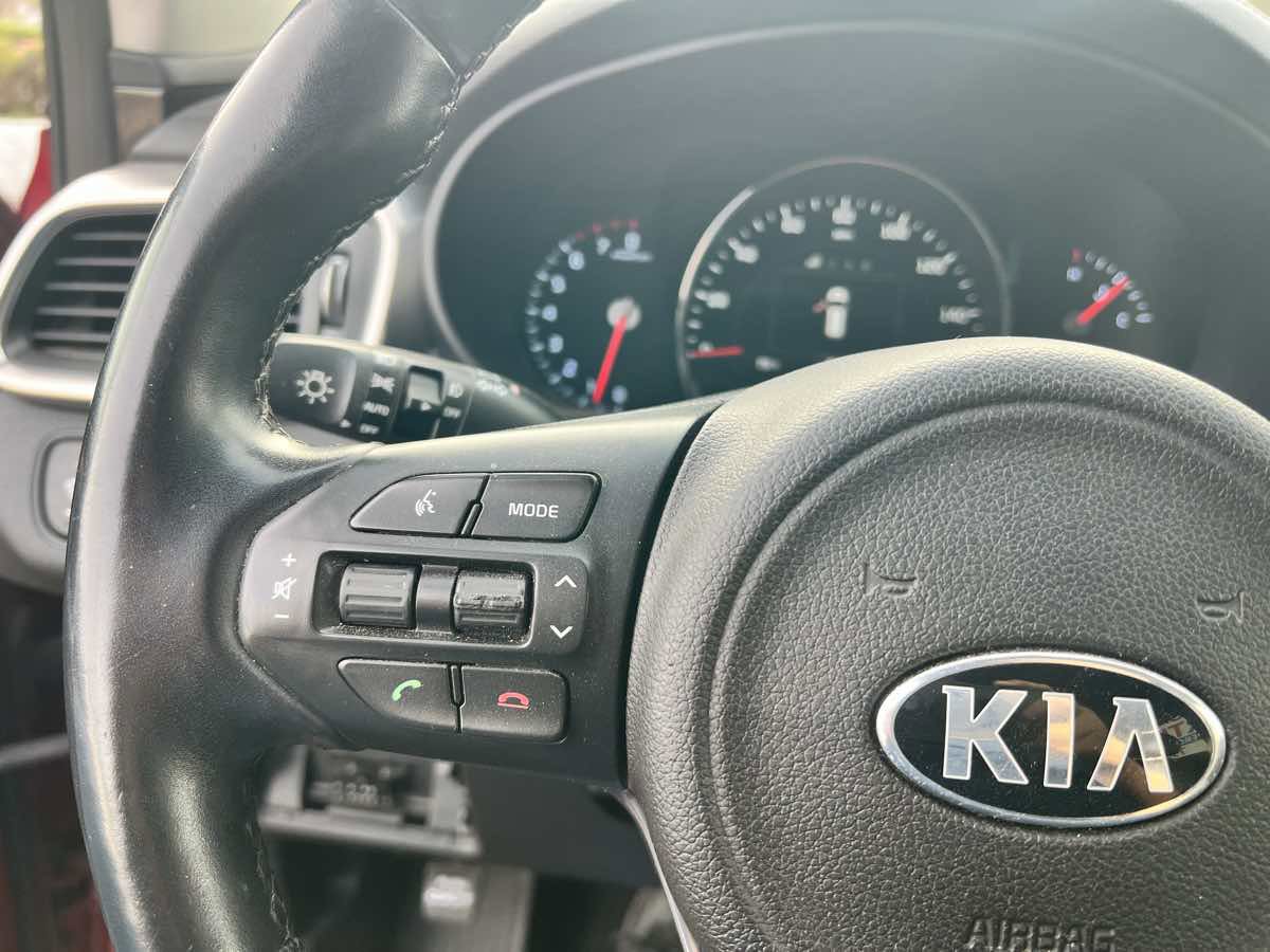 Used 2018 Kia Sorento EX FWD image 17