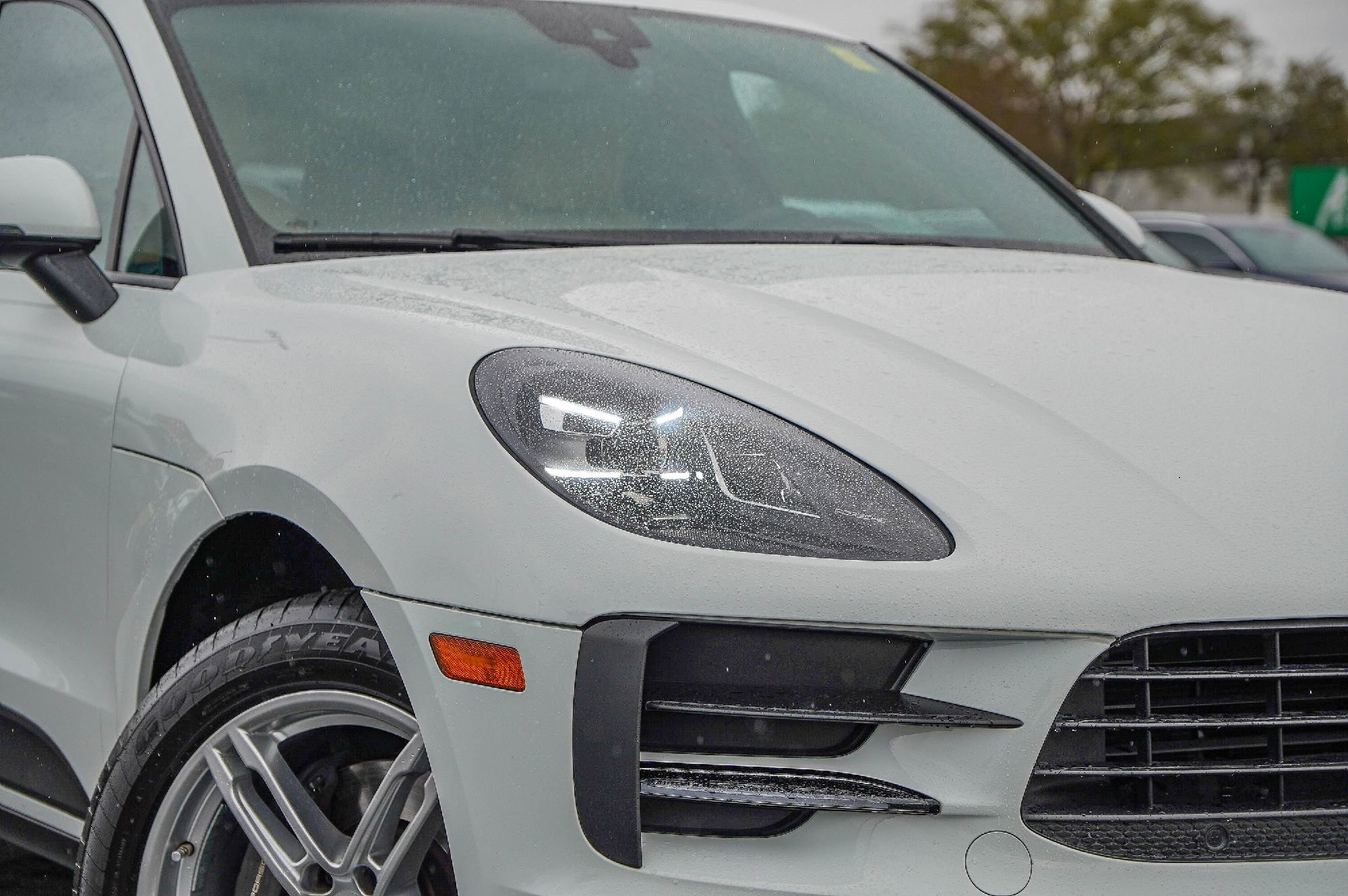 Used 2020 Porsche Macan image 2