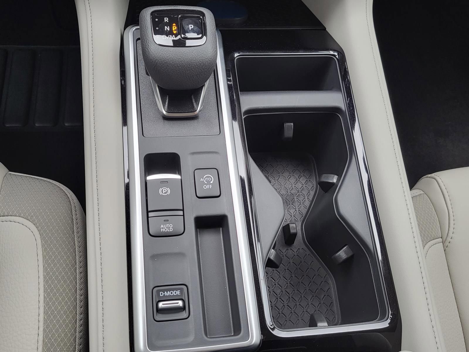 New 2026 Nissan Pathfinder SL w/ Cargo Package FWD image 23