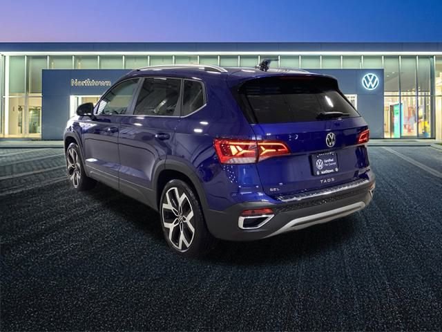 Used 2023 Volkswagen Taos SEL image 8