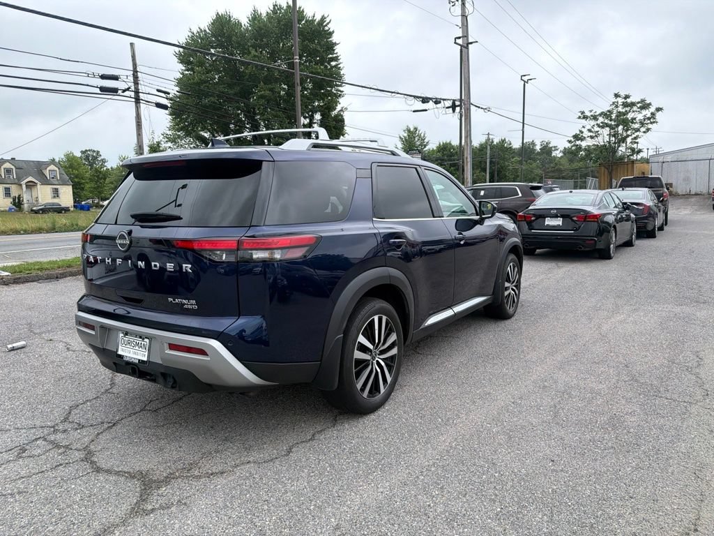 Used 2024 Nissan Pathfinder Platinum w/ Cargo Package AWD/4WD image 6