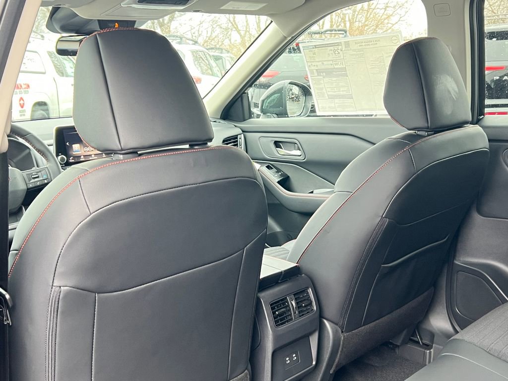 New 2026 Nissan Rogue Rock Creek image 29