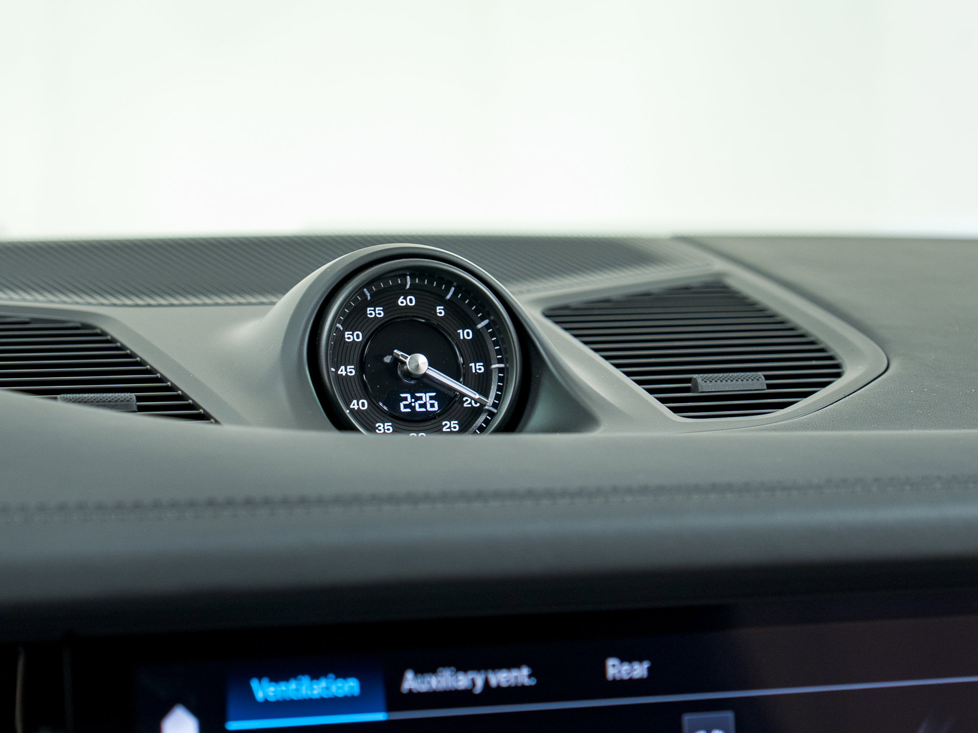 New 2026 Porsche Cayenne S image 23