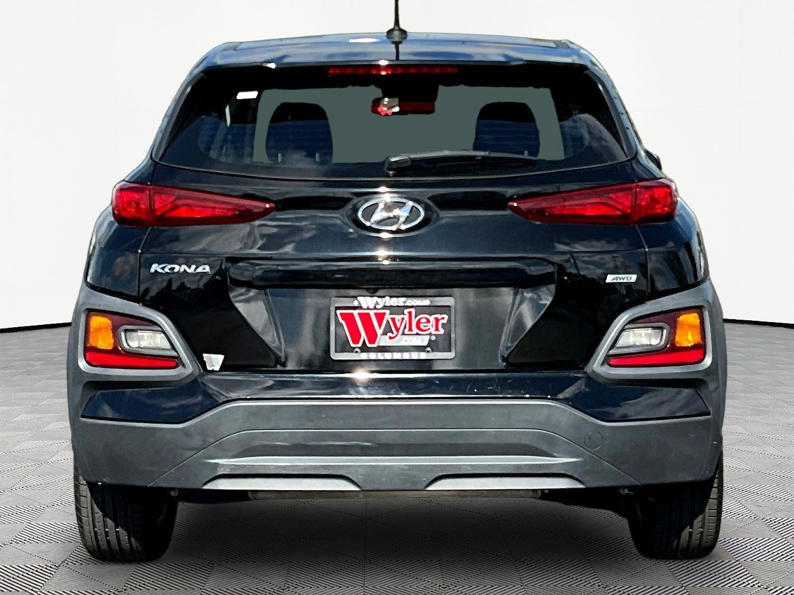 Used 2021 Hyundai Kona SE AWD/4WD image 5