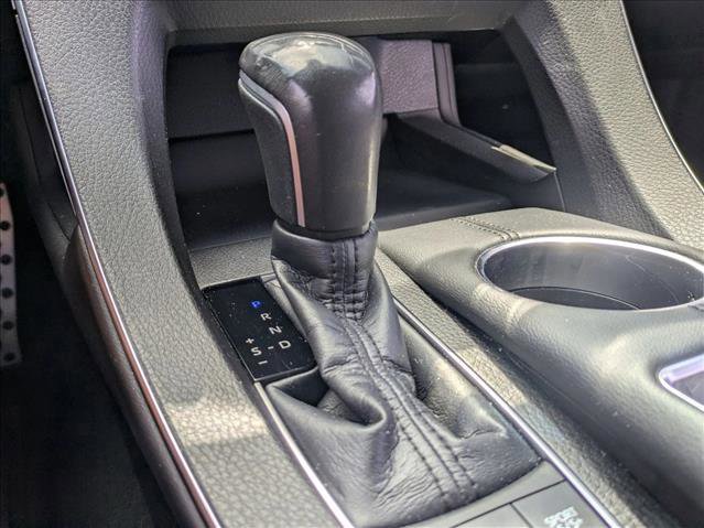 Used 2020 Toyota Avalon Touring w/ Advanced Safety Package FWD image 10