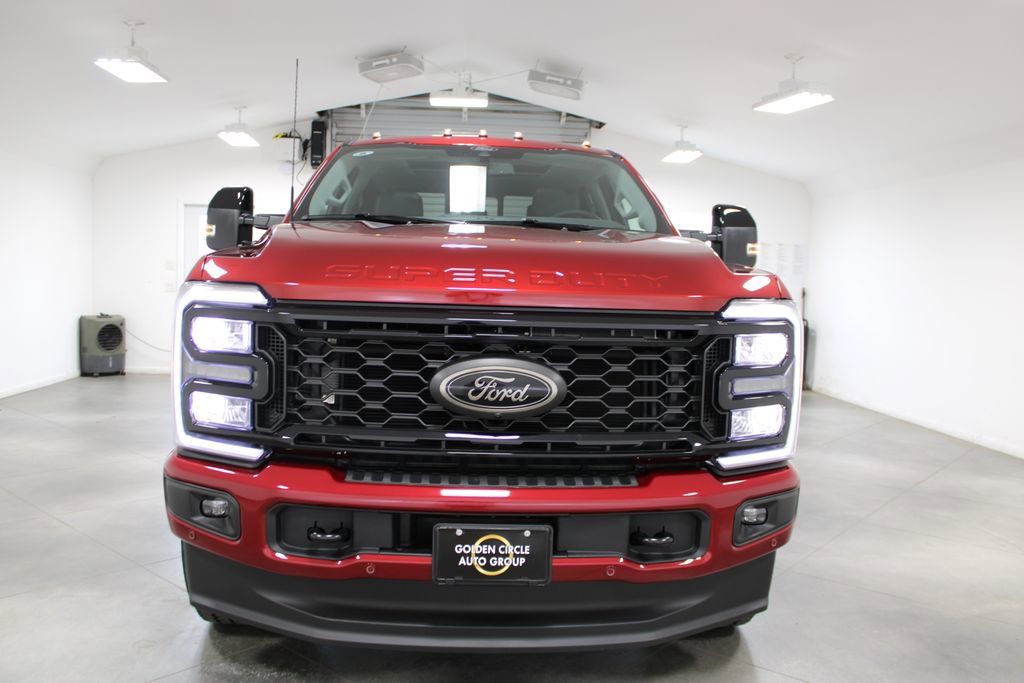 New 2026 Ford F250 Lariat w/ Black Appearance Package AWD/4WD video 2