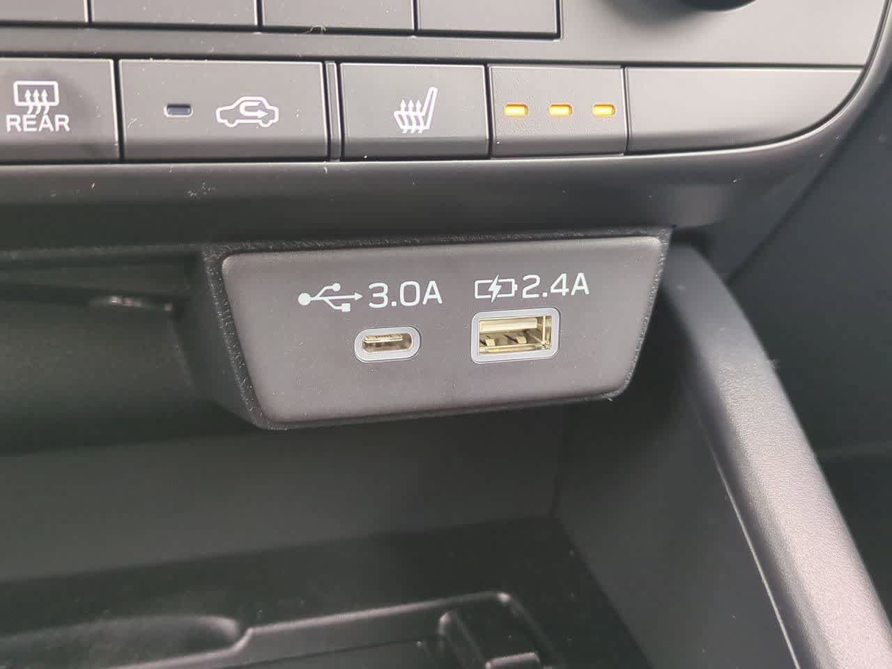 New 2026 Subaru Outback Limited AWD/4WD image 32