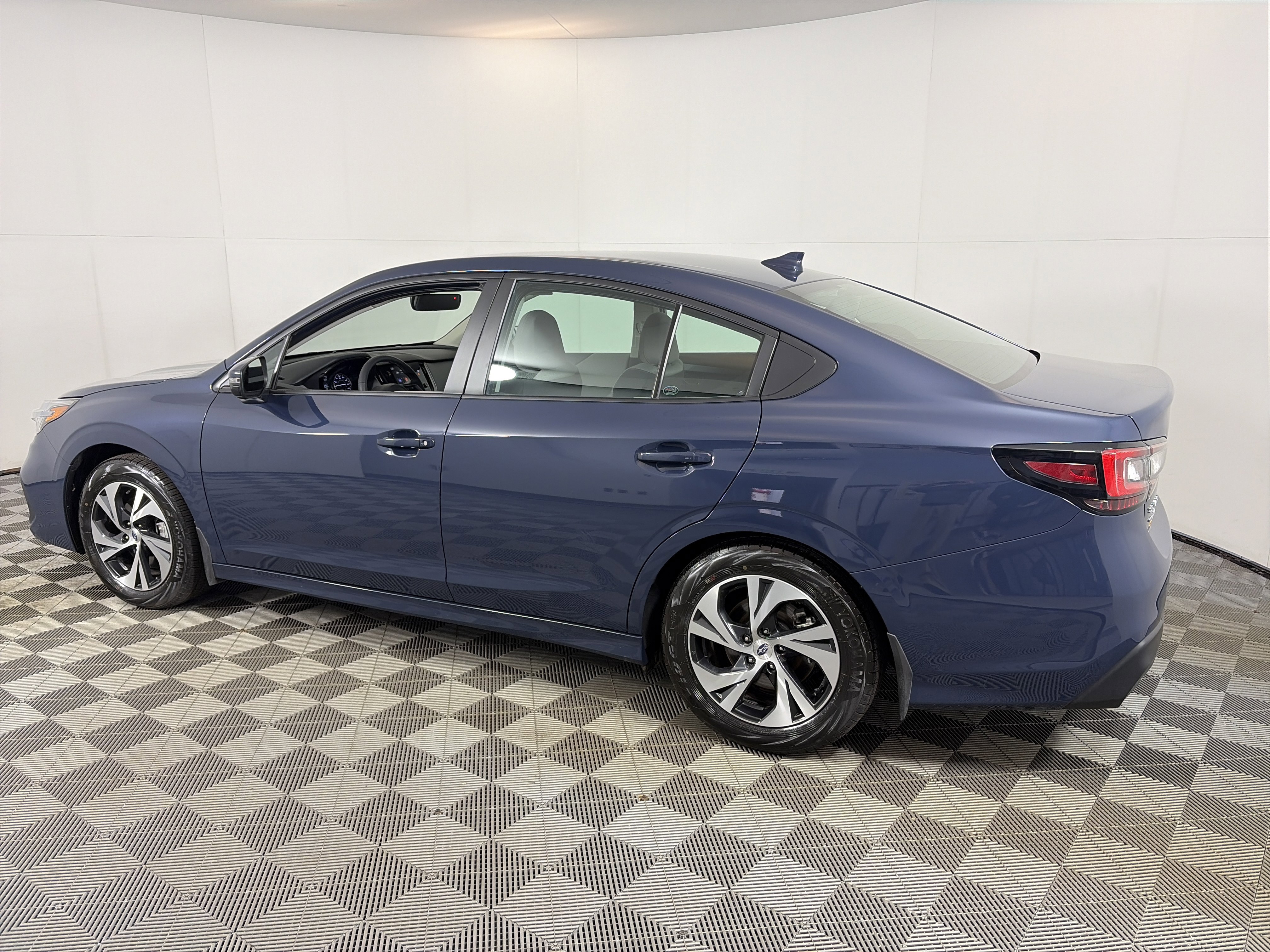New 2025 Subaru Legacy Premium AWD/4WD image 8