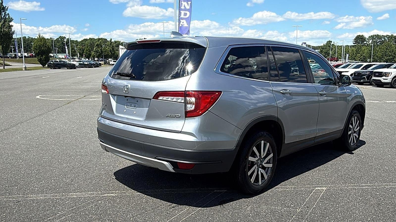 Used 2021 Honda Pilot EX image 6
