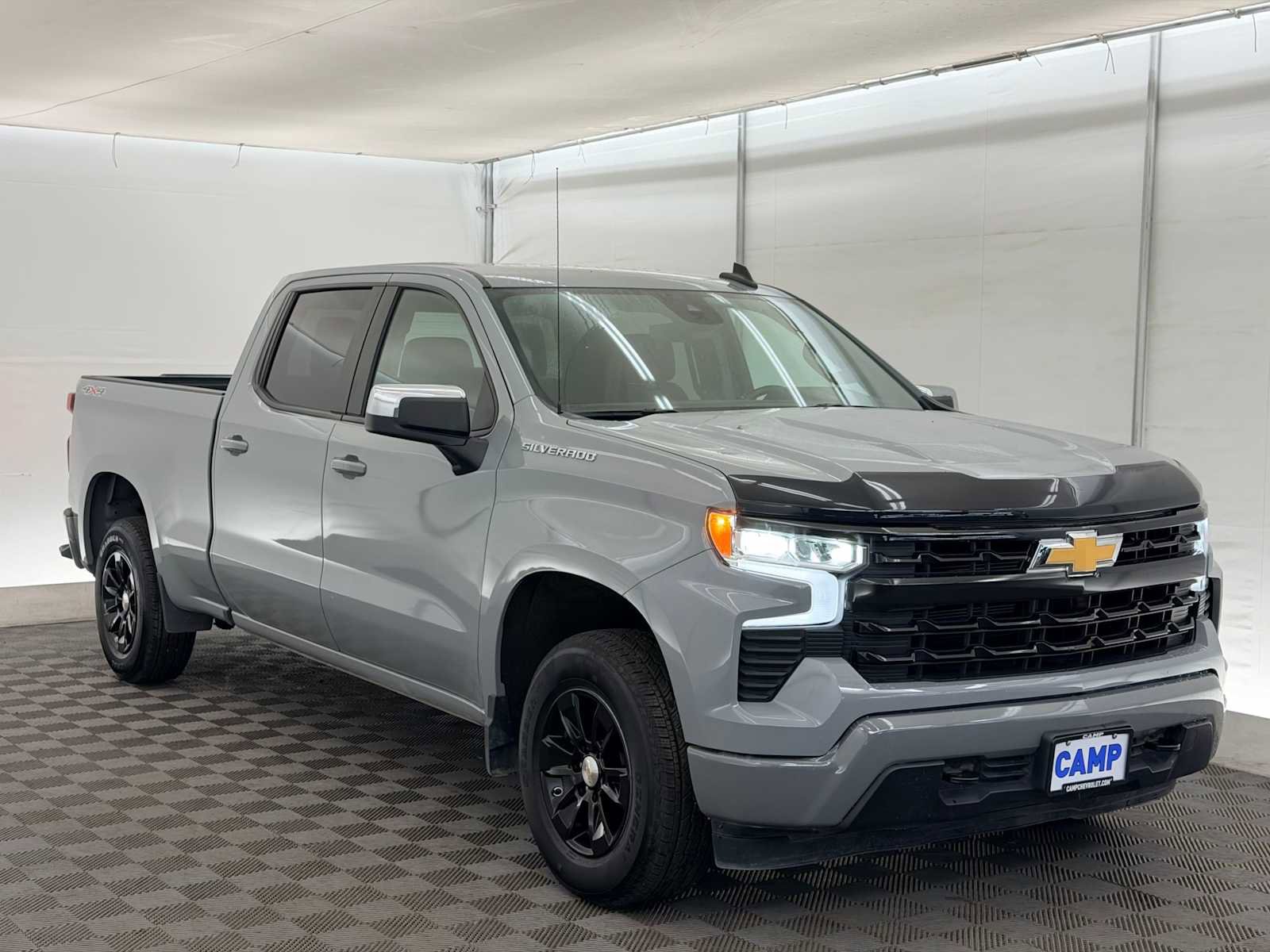 Used 2024 Chevrolet Silverado 1500 LT image 8