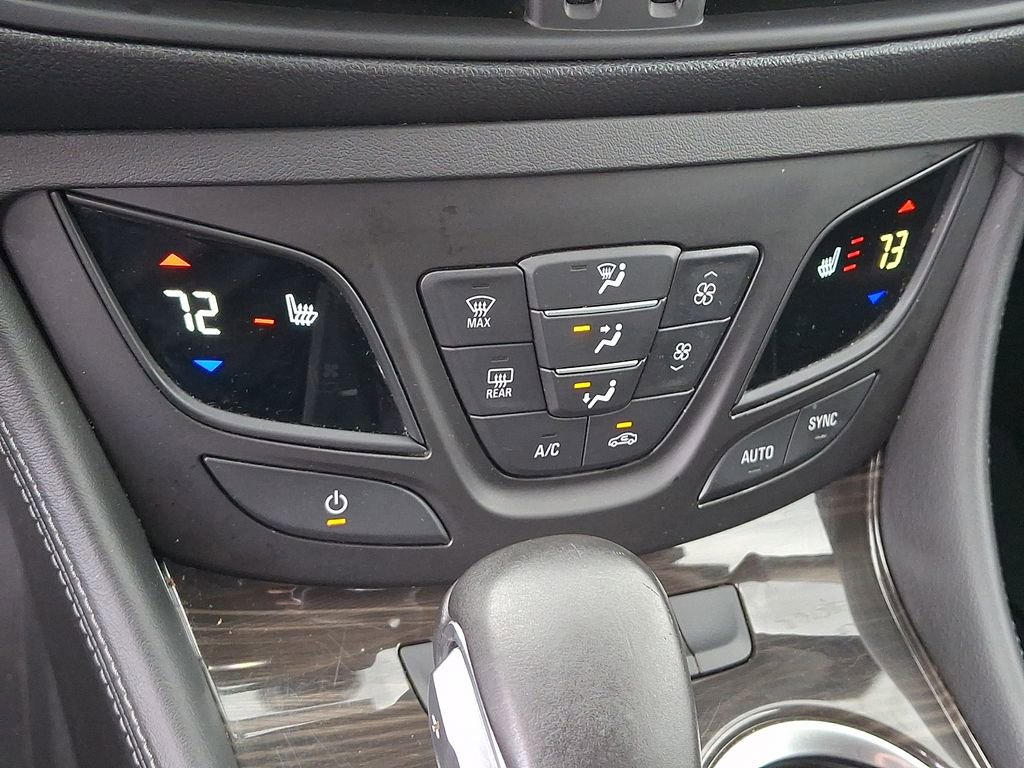 Used 2019 Buick Envision Essence image 15