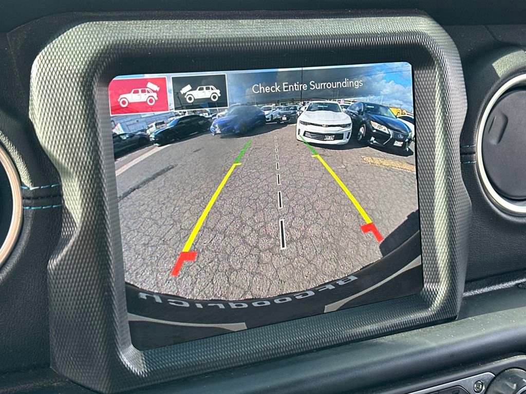 Used 2022 Jeep Wrangler Unlimited Rubicon 4xe w/ Cold Weather Group image 17