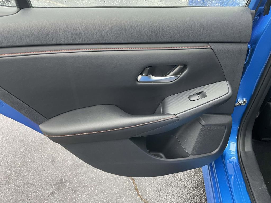 Used 2025 Nissan Sentra SR image 22