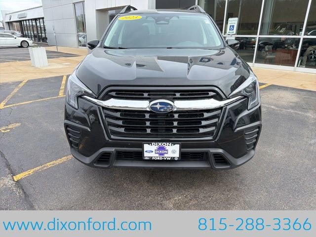 Used 2023 Subaru Ascent Premium w/ Convenience Package AWD/4WD image 2