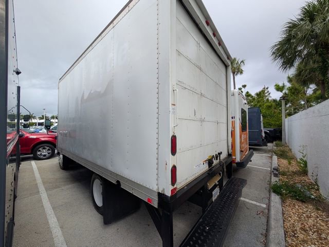 Used 2020 Isuzu NPR RWD image 9