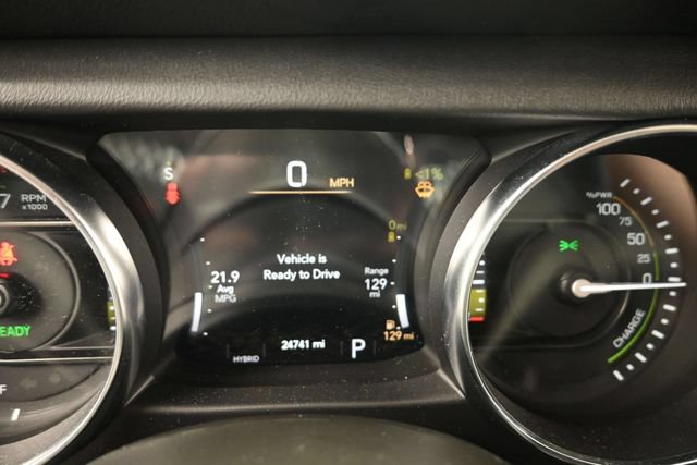 Used 2023 Jeep Wrangler Unlimited Sahara w/ Cold Weather Group AWD/4WD image 19