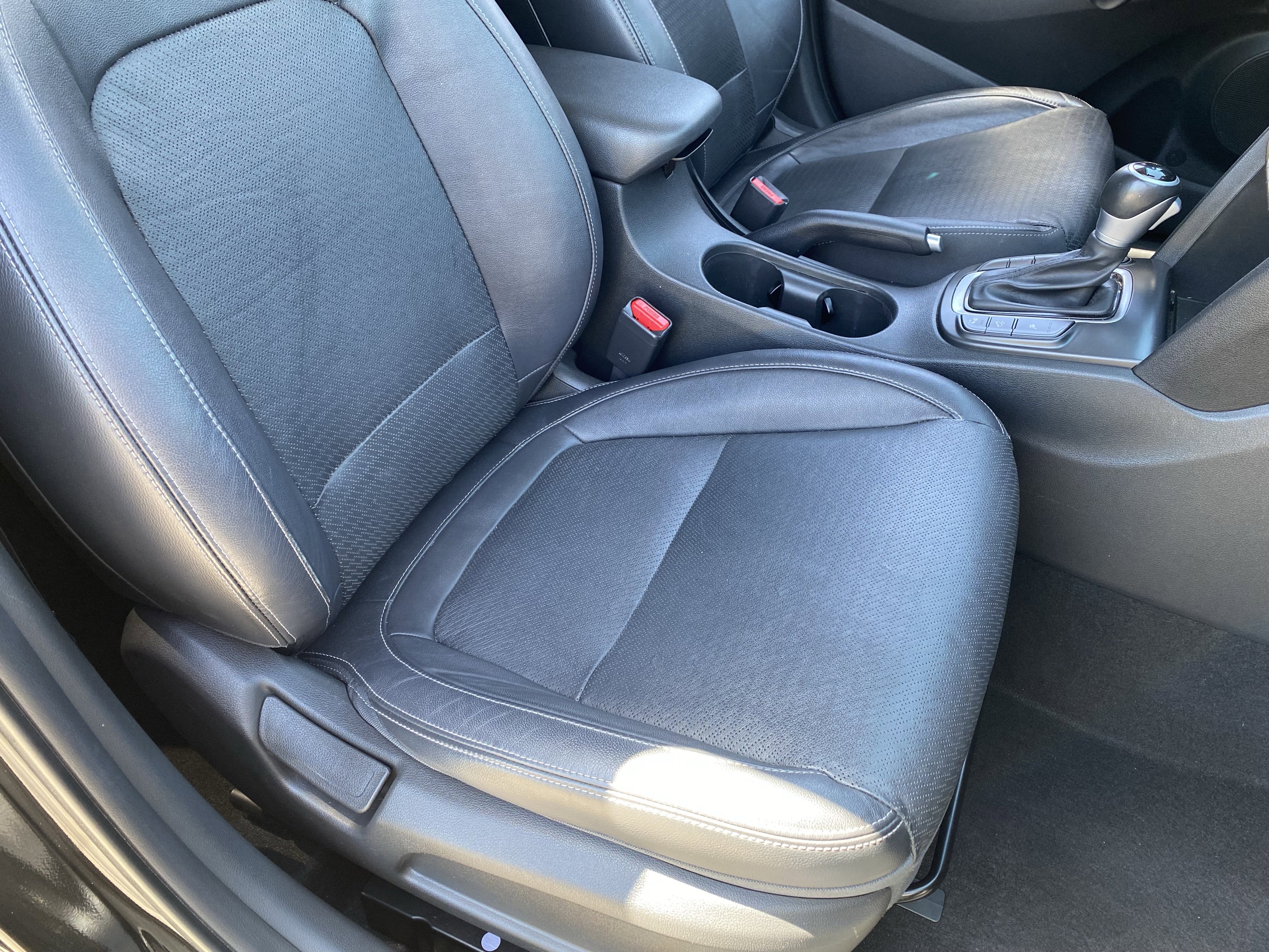 Used 2021 Hyundai Kona Ultimate FWD image 10
