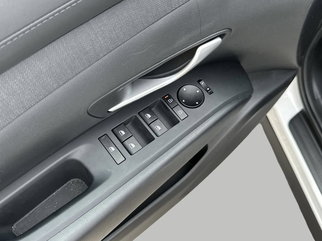New 2026 Hyundai Tucson SEL FWD image 15
