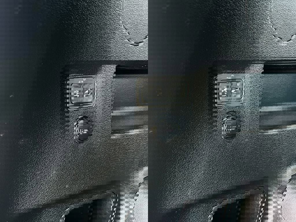 Used 2025 Kia Telluride S AWD/4WD image 17