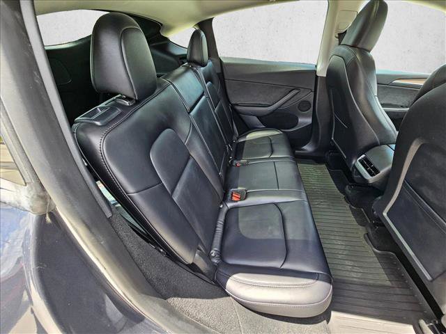 Used 2023 Tesla Model Y Performance AWD/4WD image 19