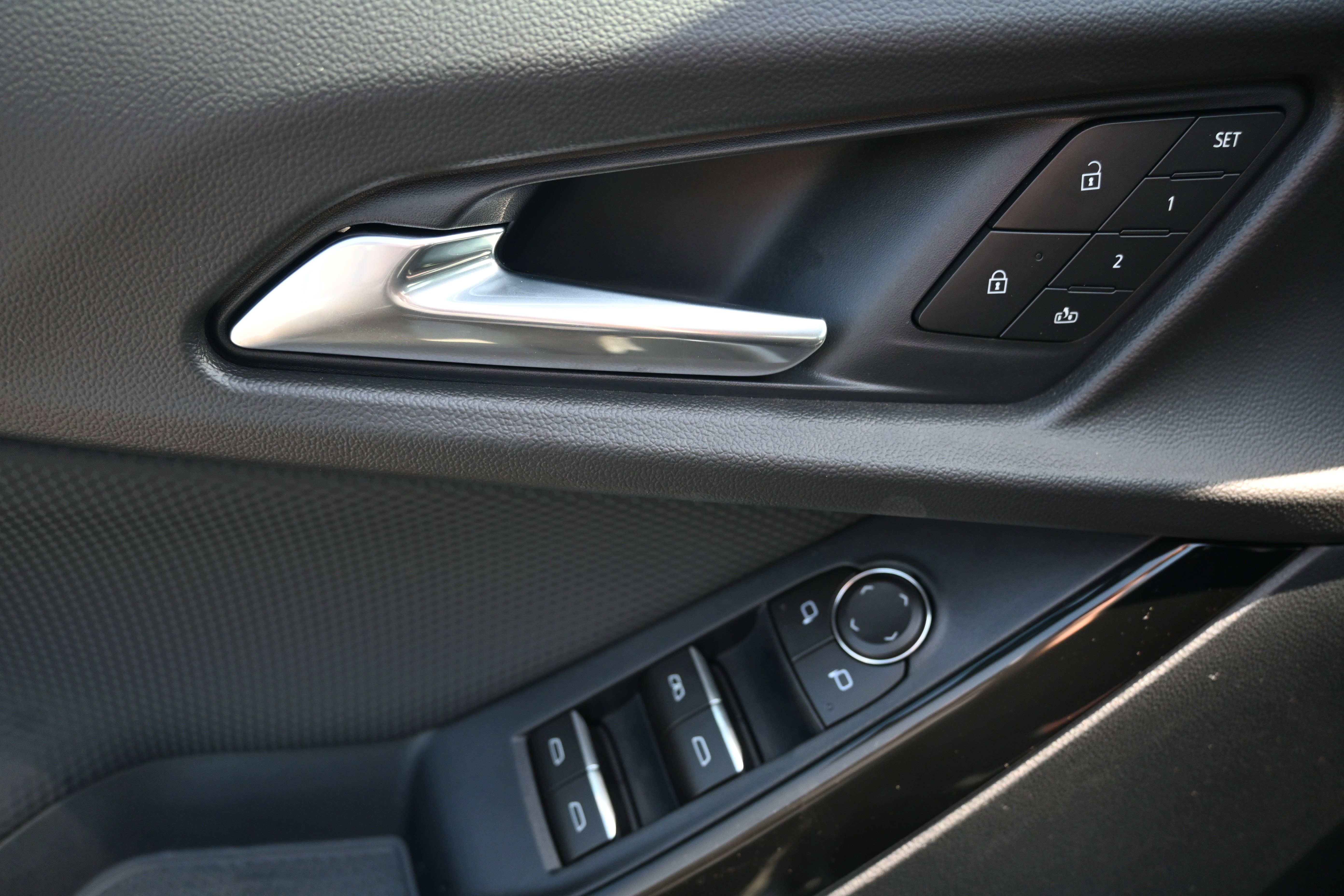 Used 2026 Chevrolet Equinox RS w/ Convenience Package III image 30