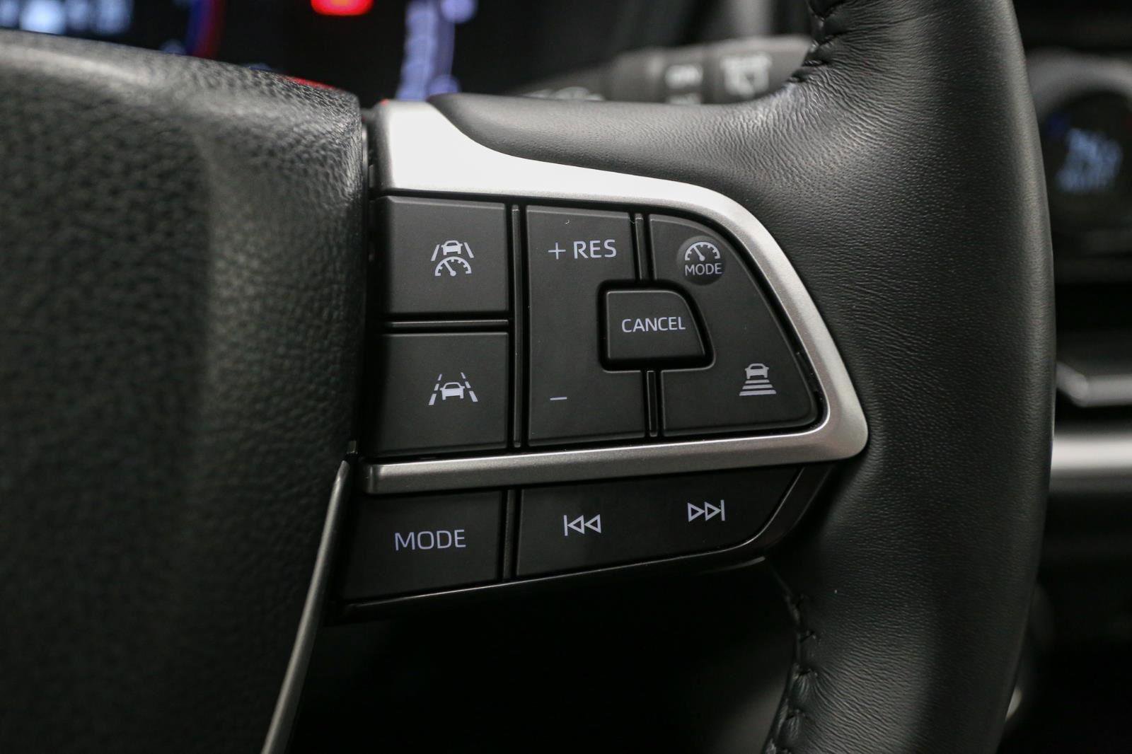 Used 2024 Toyota Grand Highlander XLE image 38