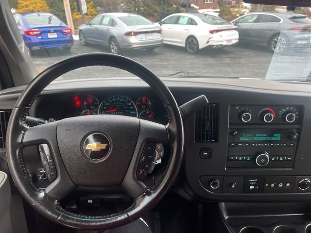 Used 2020 Chevrolet Express 3500 w/ Power Convenience Package image 16