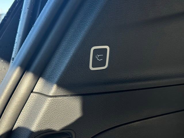 New 2026 Chrysler Pacifica Limited w/ S Appearance Package image 9
