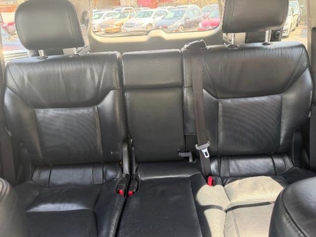 Used 2013 Lexus LX 570 4WD image 31