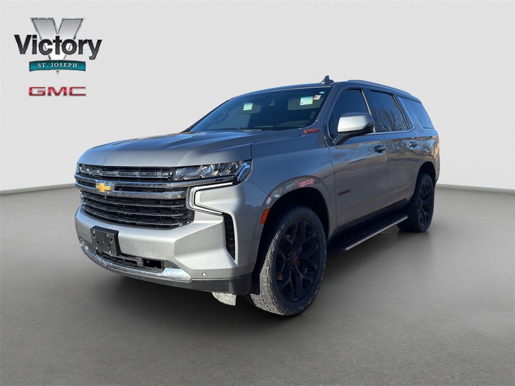 Used 2023 Chevrolet Tahoe LT w/ Luxury Package image 4