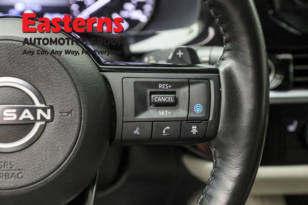 Used 2023 Nissan Pathfinder SL w/ SL Premium Package image 15