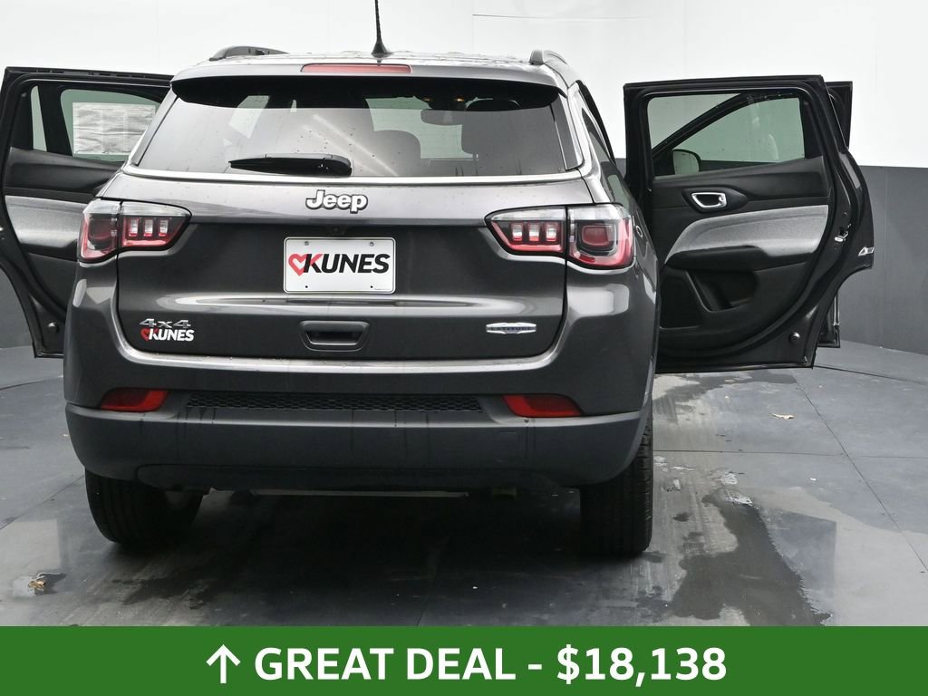 Used 2024 Jeep Compass Latitude image 67