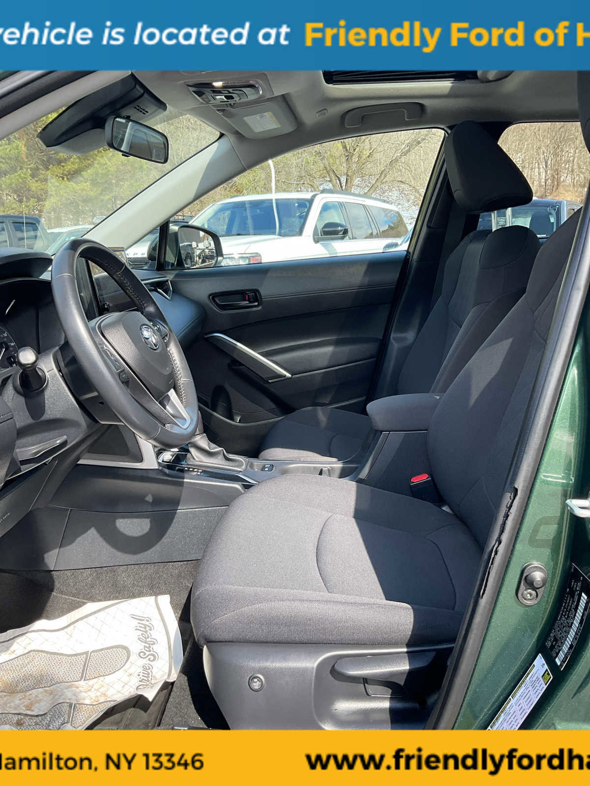 Used 2023 Toyota Corolla Cross LE w/ Moonroof Package image 23