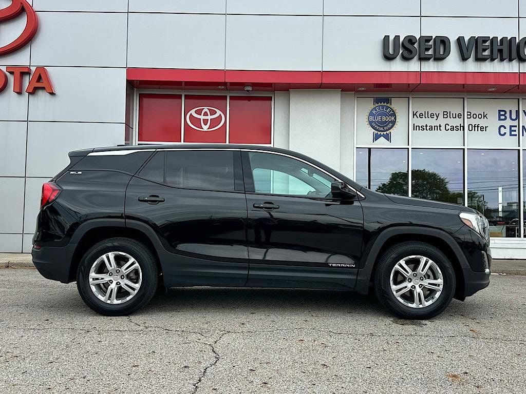 Used 2020 GMC Terrain SLE FWD image 8