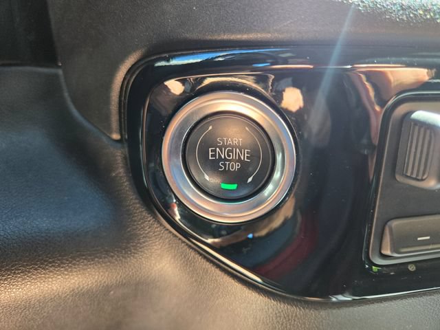 Used 2025 Chevrolet Silverado 2500 LTZ w/ LTZ Premium Package AWD/4WD image 40