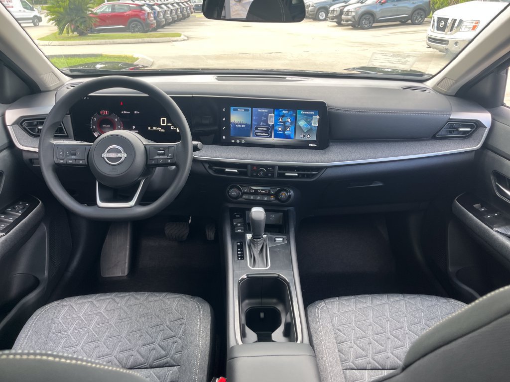 New 2027 Nissan Kicks SV AWD/4WD image 12
