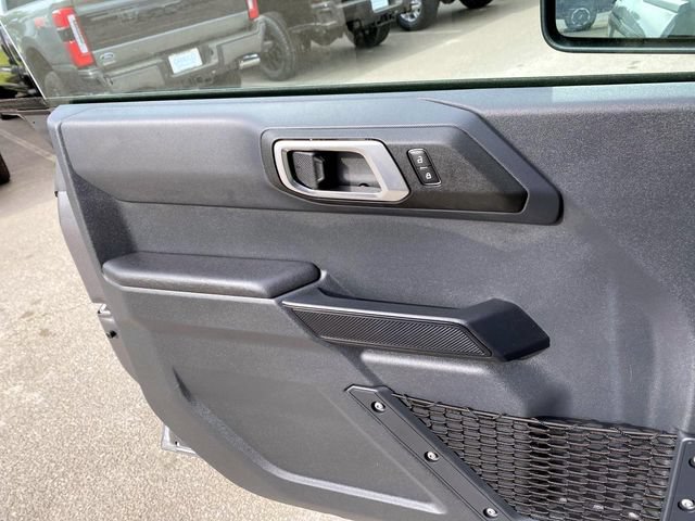 Used 2025 Ford Bronco 4-Door AWD/4WD image 19
