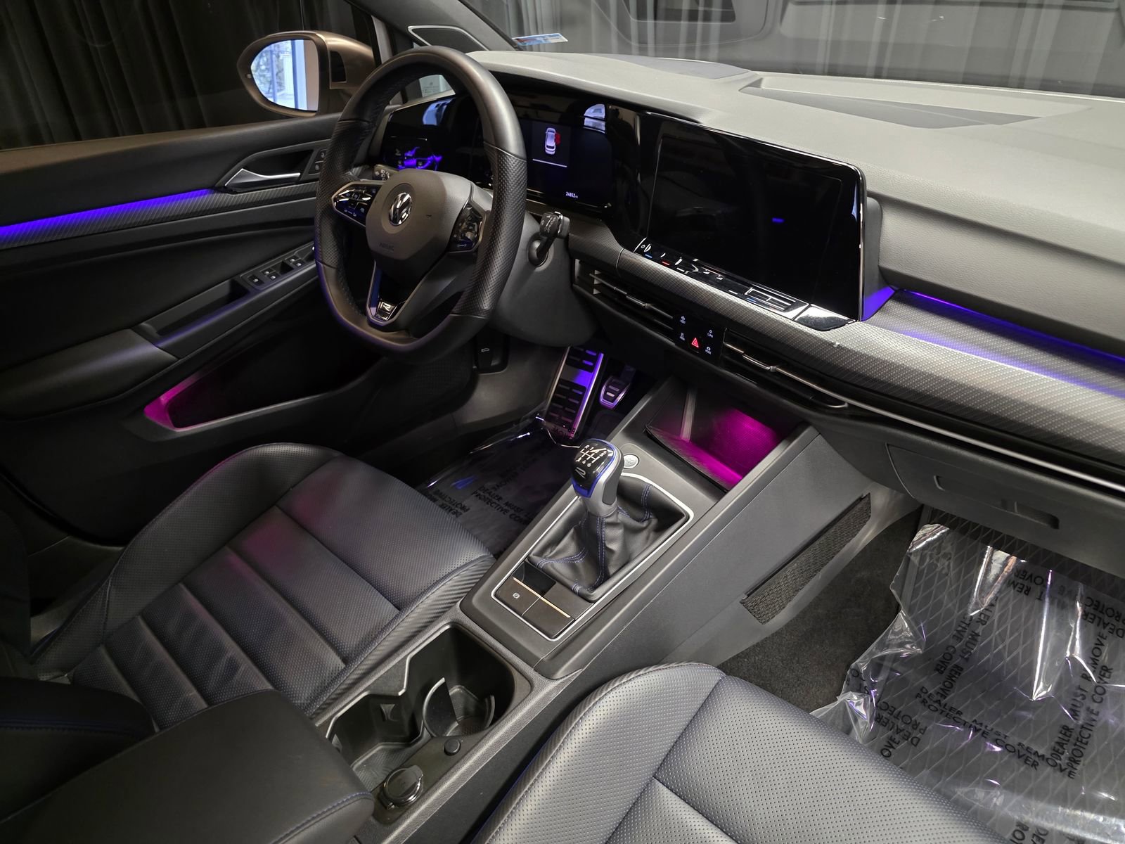 Used 2022 Volkswagen Golf R image 34