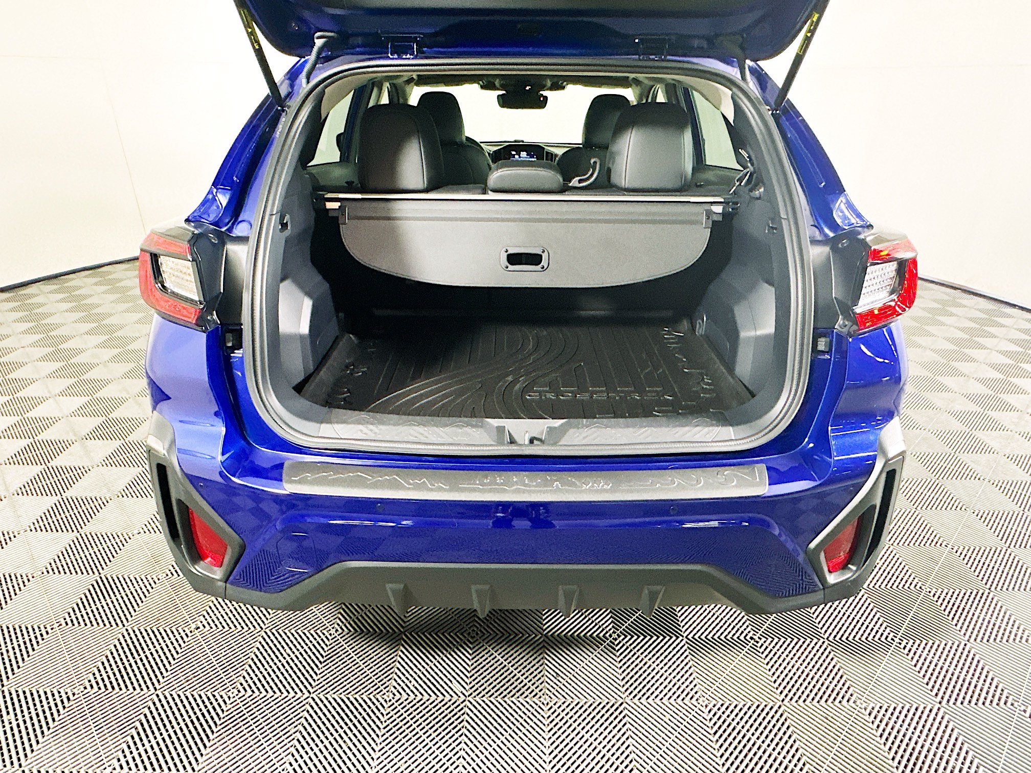 Used 2025 Subaru Crosstrek 2.5i Limited AWD/4WD image 31