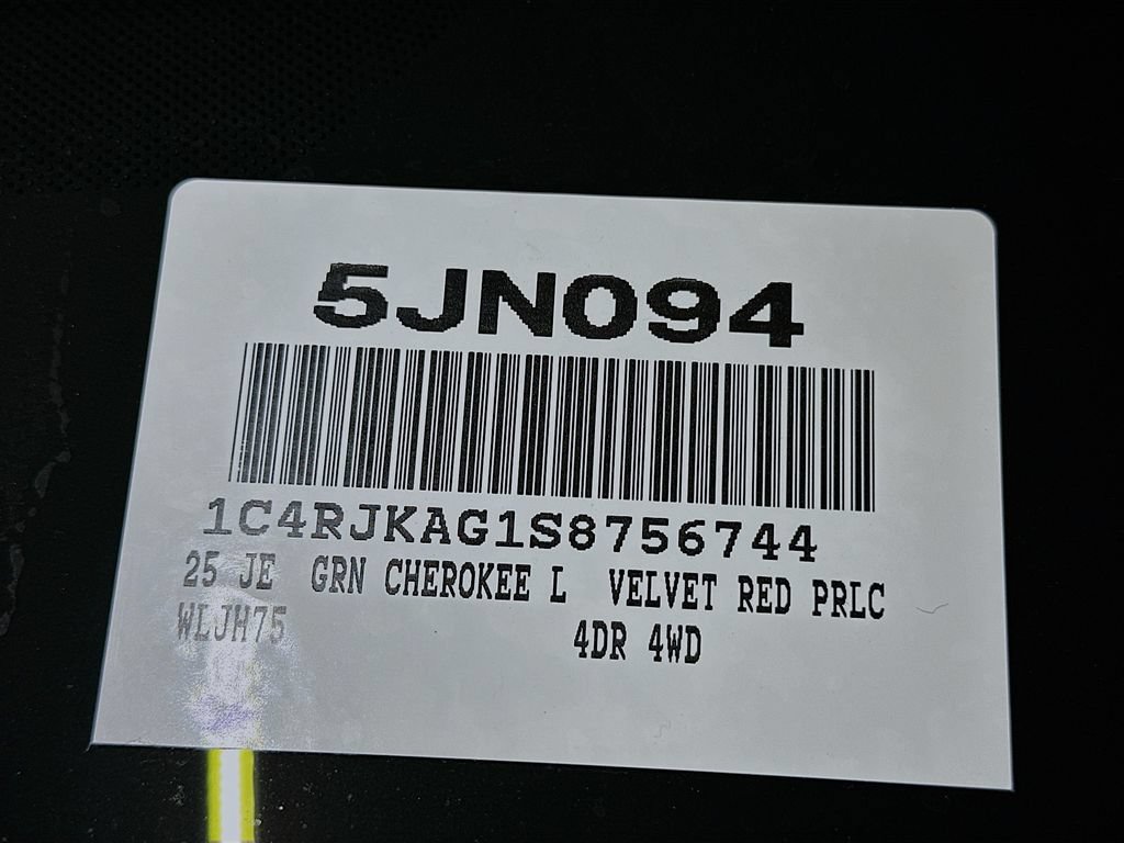 New 2025 Jeep Grand Cherokee L Altitude AWD/4WD image 24