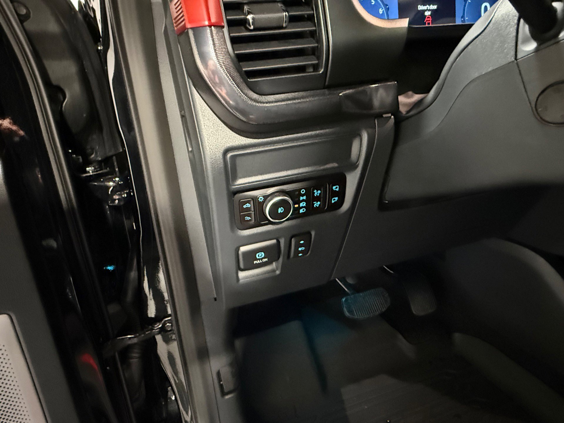 Used 2025 Ford F150 Raptor w/ Equipment Group 803A Raptor R image 17