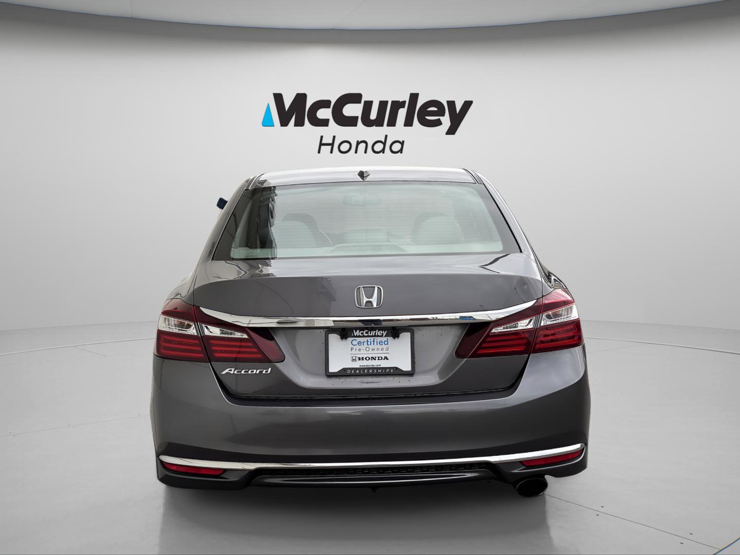 Certified 2017 Honda Accord EX-L image 4