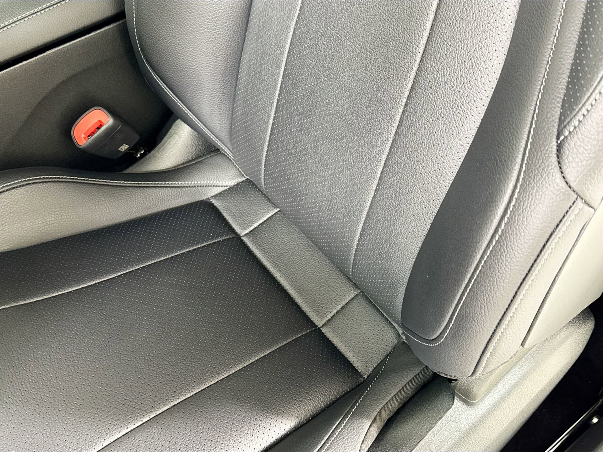 New 2026 Mercedes-Benz CLE 300 4MATIC Cabriolet image 21